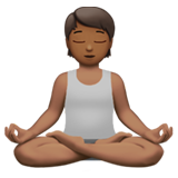lotus pozisyonundaki kişi: orta koyu cilt tonu