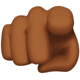 karşıyı işaret eden işaret parmağı: orta koyu cilt tonu