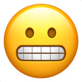 Yüzünü gözünü çarpıtan emoji