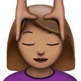 yüz masajı yaptıran kadın: orta cilt tonu